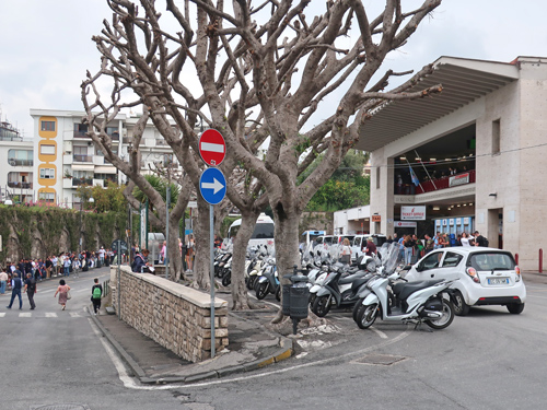 Sorrento Central Train Station (Circumvesuviana)